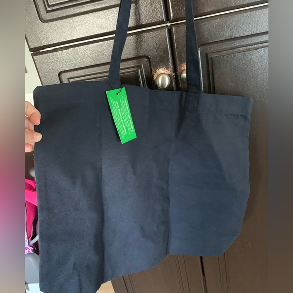 Shopping bag or a day to day bag 🥰 - Picture 2 of 4